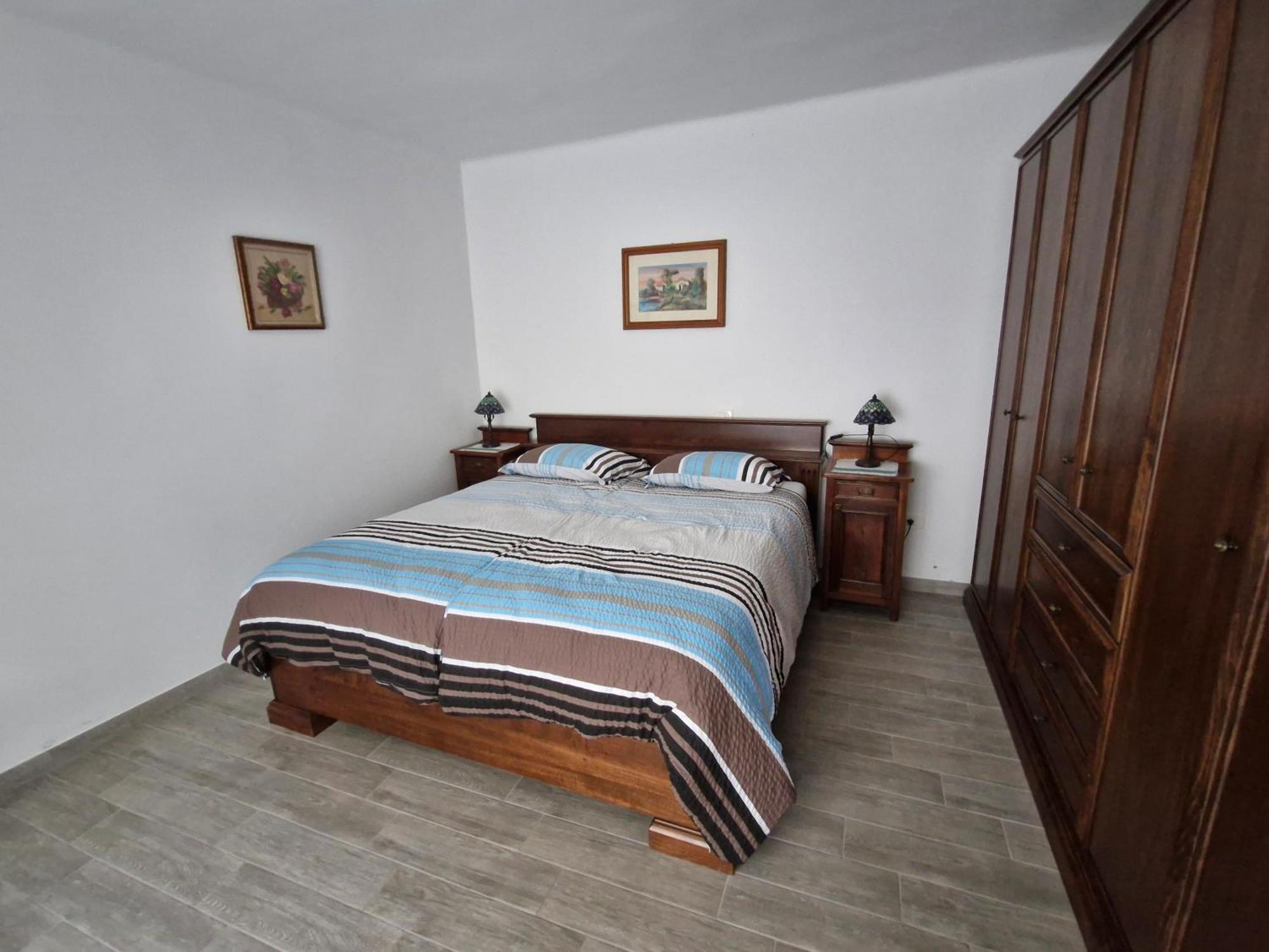 Apartma Jezevi Sezana ภายนอก รูปภาพ